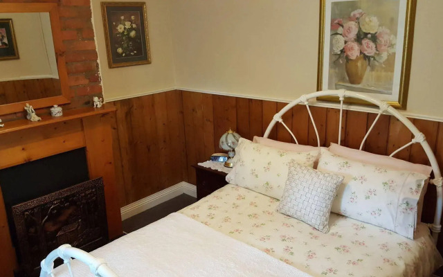 Arendon Cottage