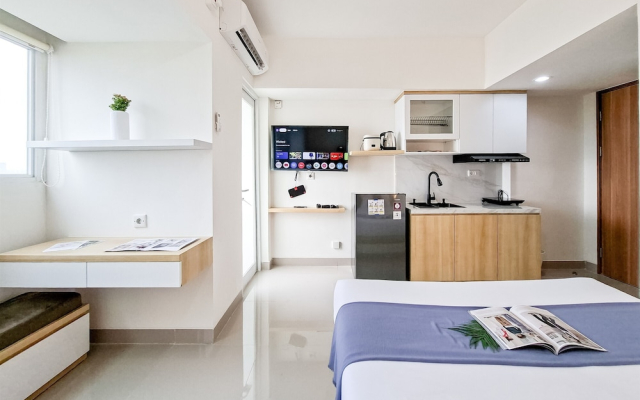 Good Location Studio At Cisauk Point Apartment