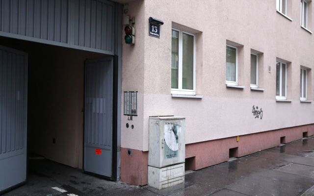 Отель Flatprovider Comfort Perner Apartment Австрия, Вена - отзывы, цены и фото номеров - забронировать отель Flatprovider Comfort Perner Apartment онлайн вид на фасад