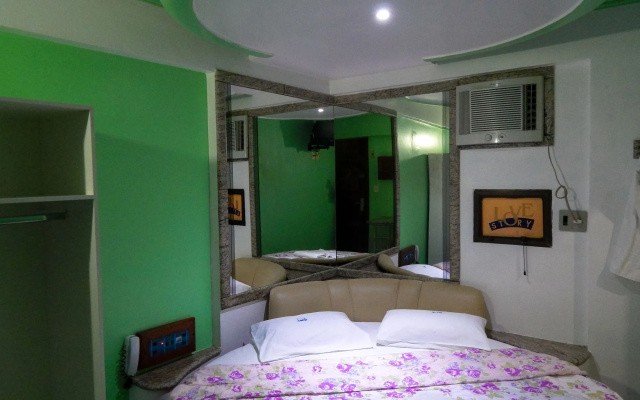 Hotel Love Story