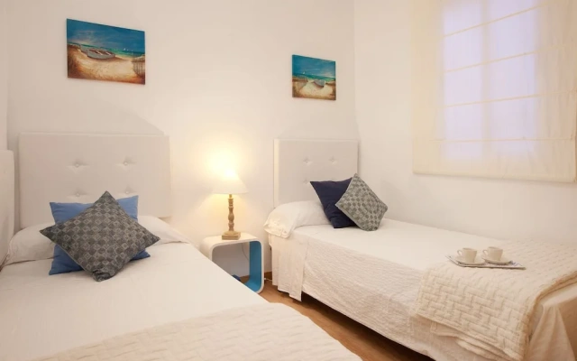 Sagrada Gaudi 2BD