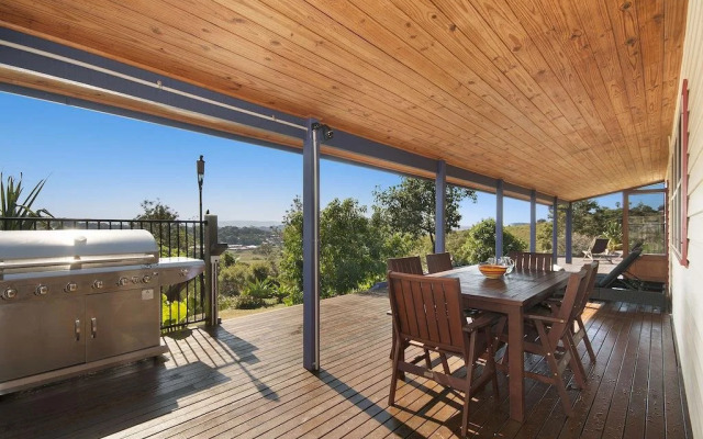 Hacienda Holiday House