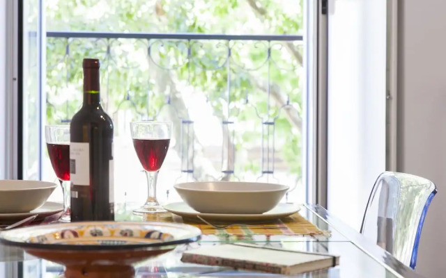 Belem Apartment with Private Parking