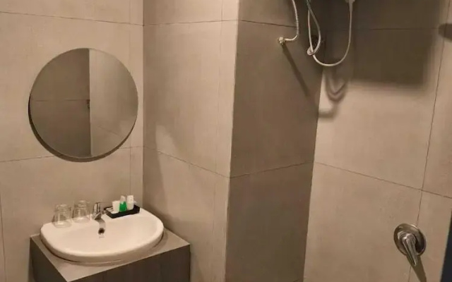 Adia Suites Hotel
