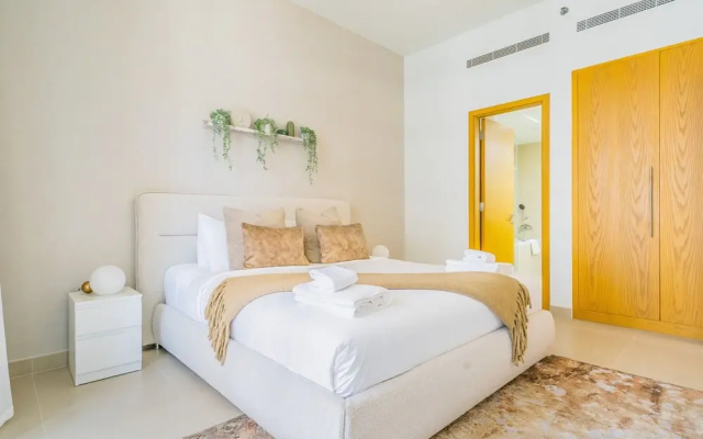 Monty Holiday Home - Serene & Modern Apartment With Burj Khalifa View