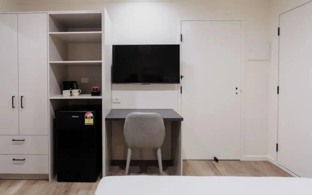 Coomera Lodge Hotel