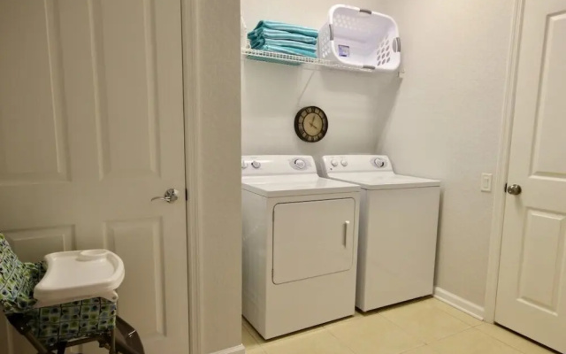 Lakeview Fantasy 3 Bedroom Condo