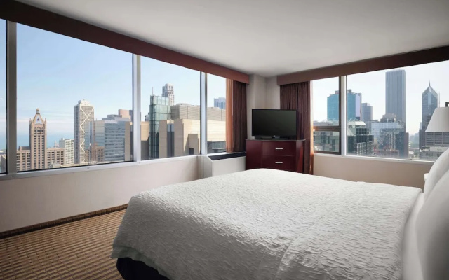 Avenue Crowne Plaza