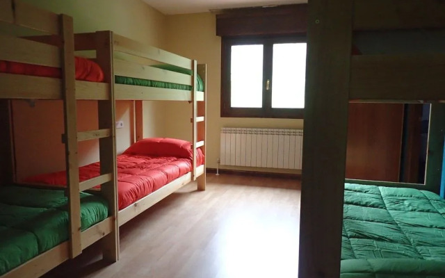 Albergue Los Avellanos - Hostel