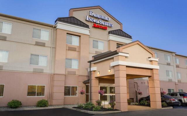 Fairfield Inn Suites Toledo Maumee Maumee United States - 