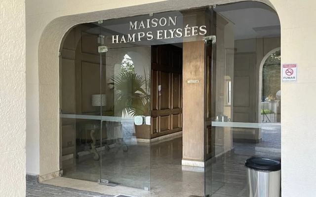Maison Champs Elysees