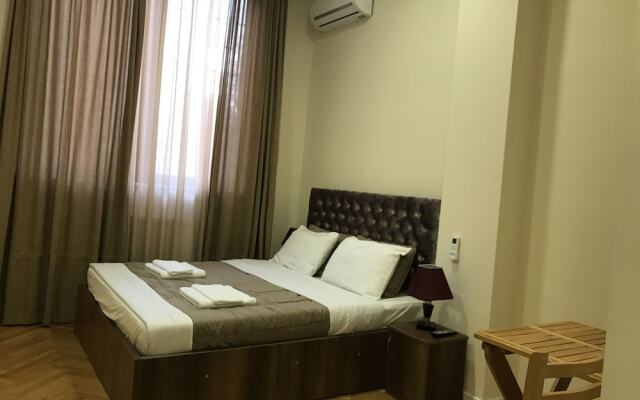 Brok's Hotel Тбилиси вид на фасад