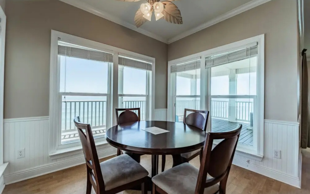 Shamrock Shores - 2941 Bienvil