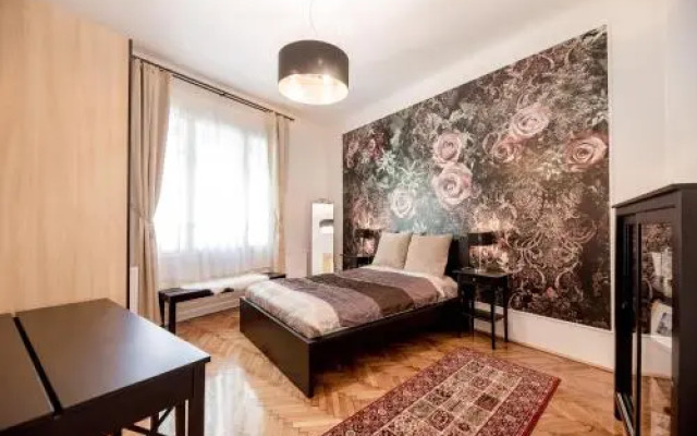Gellert Terrace Apartment Near Spa