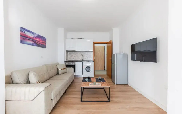 Studio With Amazing Sea View and Beach Access Durr s