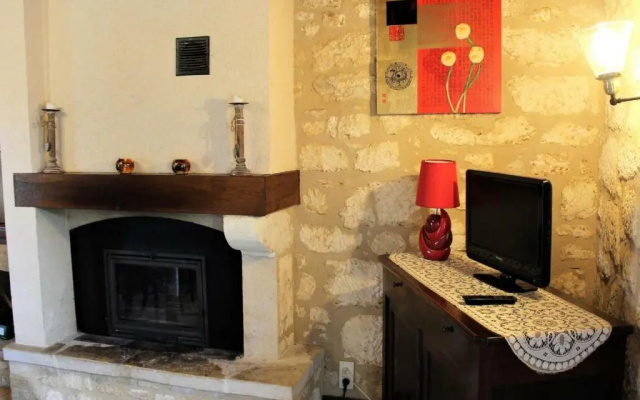 Gîte Cénac-et-Saint-Julien, 3 pièces, 4 personnes - FR-1-616-73