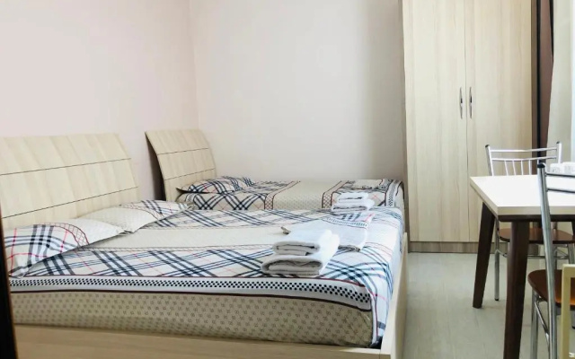 City Rooms and Studio Apartments