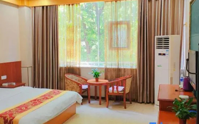 Chongqing Tongcheng Business Hotel (Tongnan Bus Terminal)