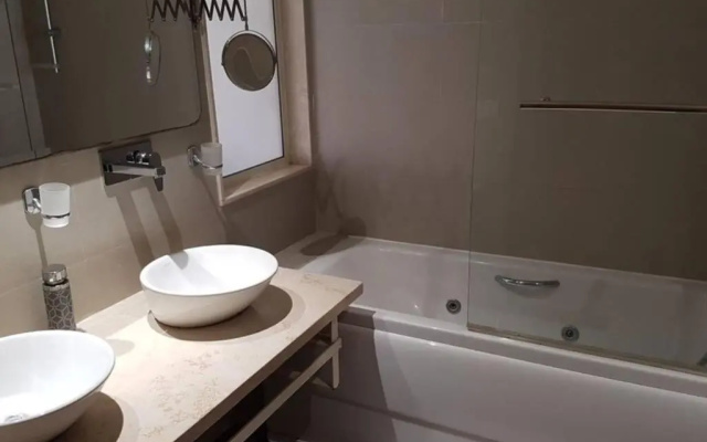 Joli Appartement meublé de 178 m2 à Agdal