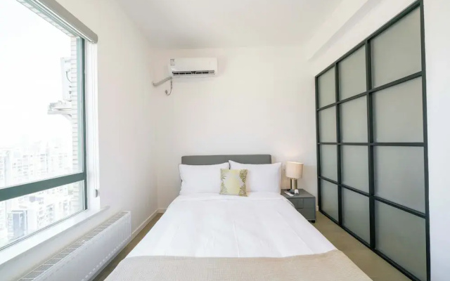 Tyms Elegant 4BR 2BA Apt Xujiahui Malls