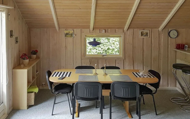 6 Person Holiday Home in Oksbol