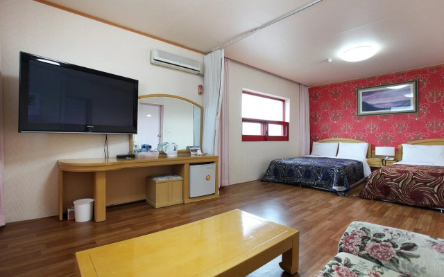 Delta Hotel
