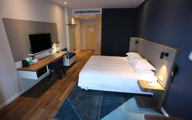 Holiday Inn Express Wuhan Optical Valley by IHG