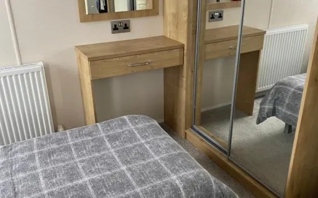 62 Solent Village