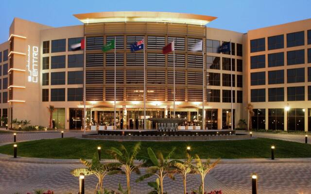 Отель Centro Sharjah - by Rotana Шарджа вид на фасад