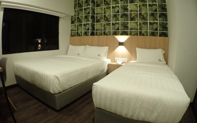 Apex Boutique Hotel
