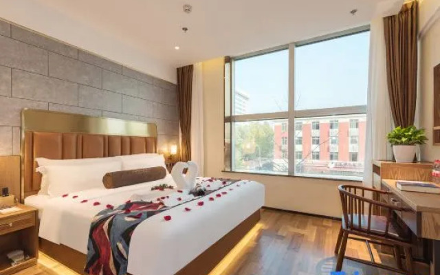 James Joyce Coffetel Hotel (Beijing Wangfujing Beijing Railway Station)