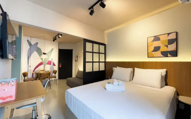 Champs Elysees Business Residence