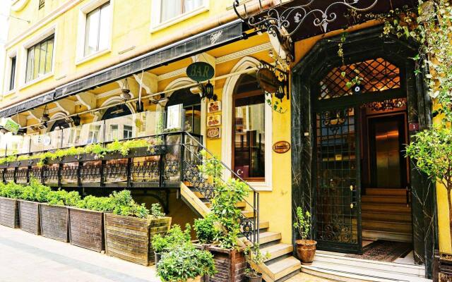 Santa Ottoman Hotel вид на фасад