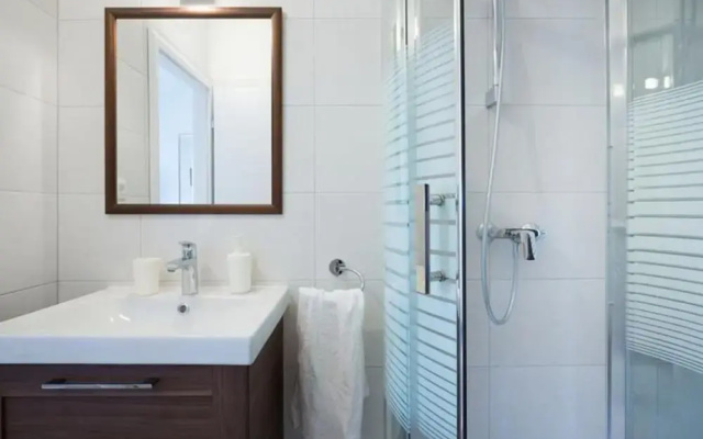 Apartments Horizon - Double Room With Balcony and Sea View