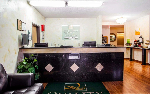 Quality Inn & Suites Champaign North - Urbana