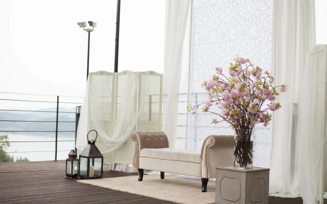 Asia Lakeside Hotel
