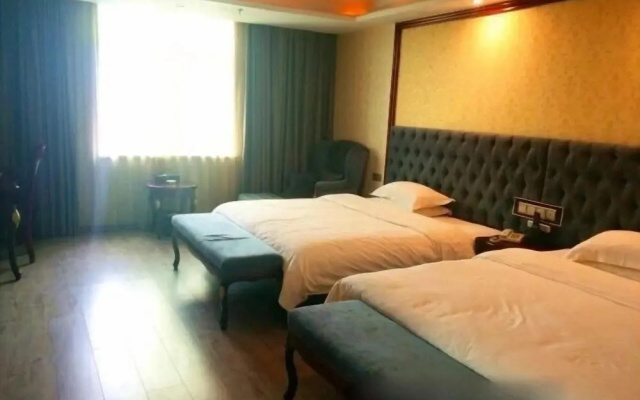 Jiaruisi Hotel