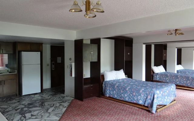 Bellevue Hotel & Suites