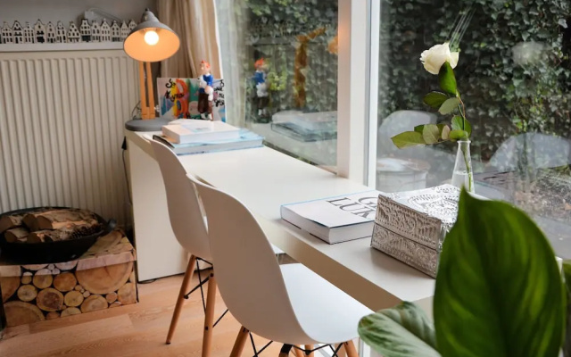Quaint Holiday Home in Noordwijkerhout near Lake