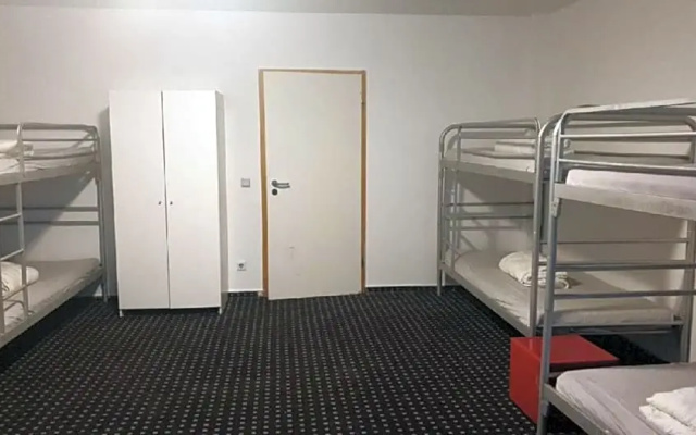 Isas Hostel