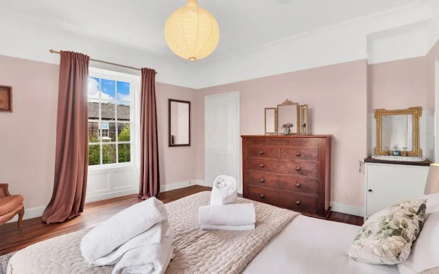 Learchild House - North East Escapes