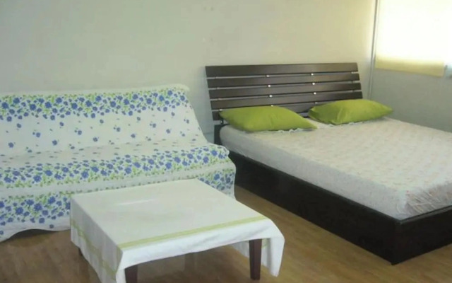 T8 Guest House Don Mueang Challenger, Located in Bangkok
