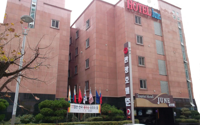 Incheon Airport Hotel June