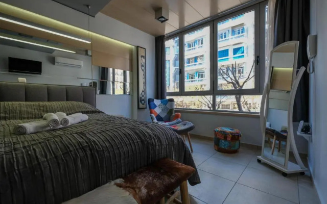 Luxury Cozy Large Apartment in the City Center