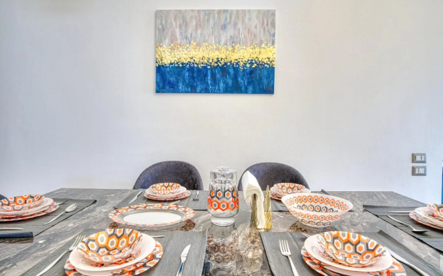 Luxurious 1 BR Apartment near Point 90 Mall✯