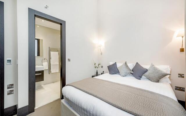 Отель 130 Queen's Gate Apartments Великобритания, Лондон - отзывы, цены и фото номеров - забронировать отель 130 Queen's Gate Apartments онлайн вид на фасад