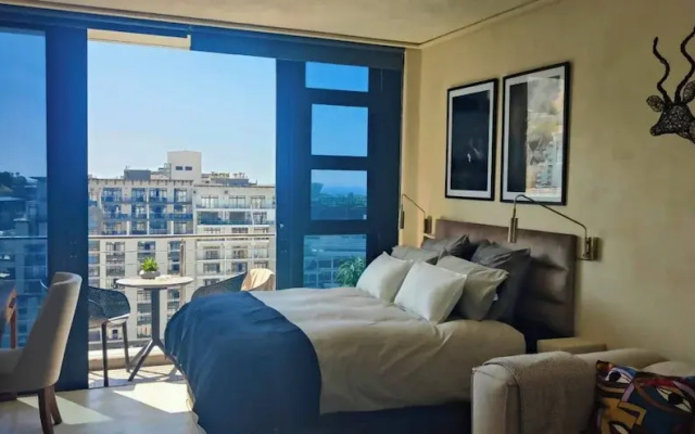 Exclusive Apt With Balcony, Stunning Views & Pool