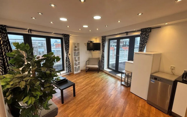 Luxury Penthouse Apartment With Private Parking