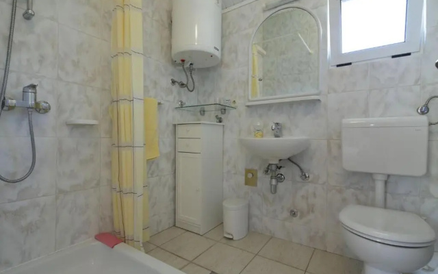 Apartment Grozdana - 5m from beach