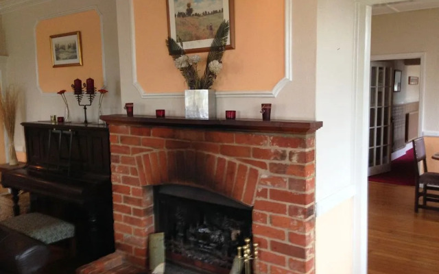3 Tuns Inn